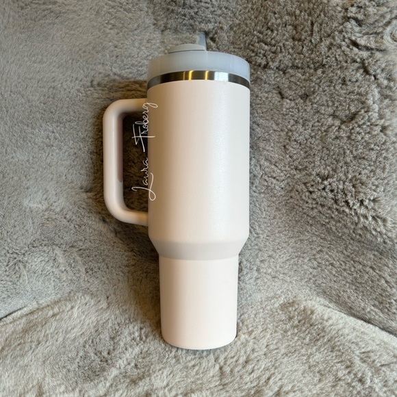 Stanley H2.0 Quencher Tumbler - Rose Quartz - Picture 2 of 5